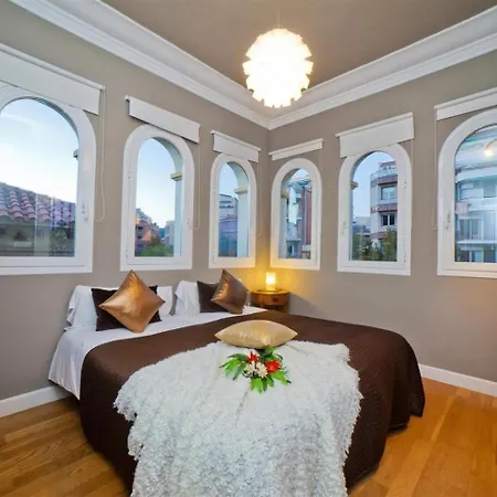 Victoria Apartment *
